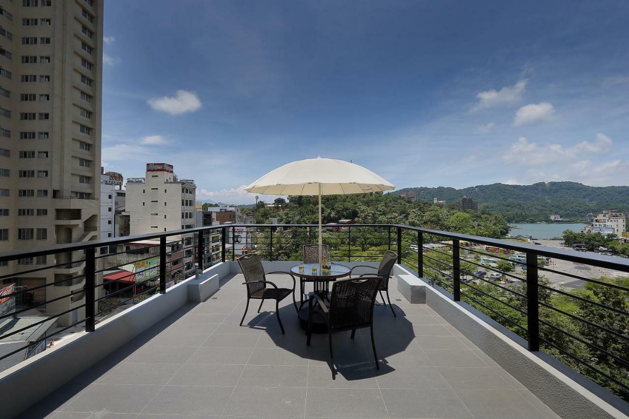 Sun Moon Lake Blue Sky Bay B&B Yuchi Exterior foto